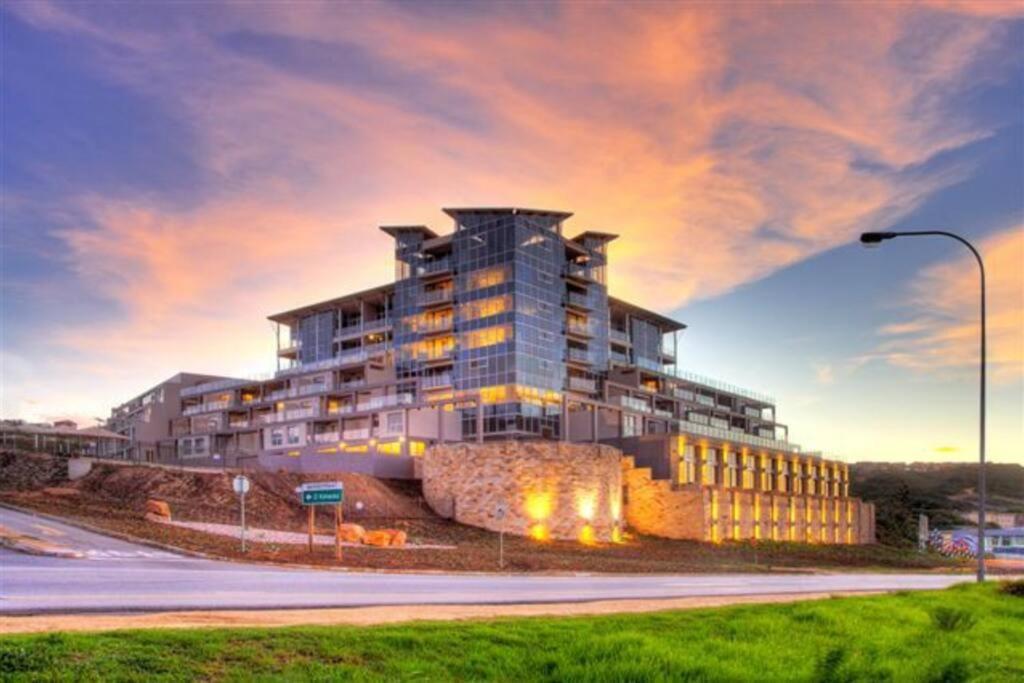 Luxury Nautica Suite 003 Mossel Bay Bagian luar foto